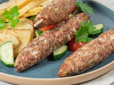 Kebabas orkaitėje pagrindine nuotrauka