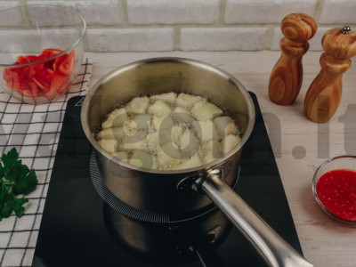 Šiltos salotos su traškiais baklažanais receptas Žingsnis 6