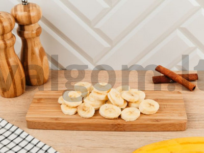 Saldūs sumuštiniai su bananais, kondensuotu pienu ir cinamonu receptas Žingsnis 2