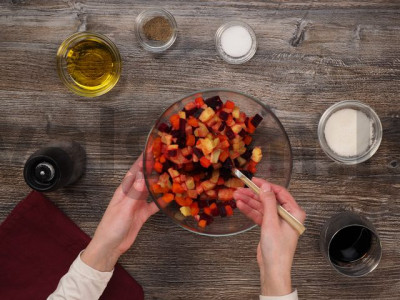 Vinaigrette su marinuotais agurkais receptas Žingsnis 2