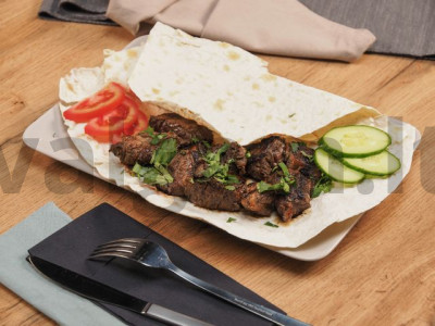 Avienos kebabas ant iešmelių receptas pagrindine nuotrauka