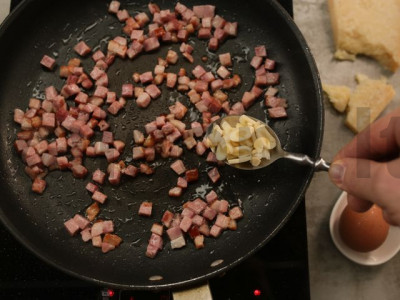 Spagečiai carbonara receptas Žingsnis 2