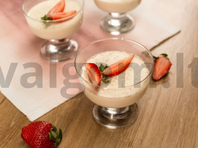 Panna cotta receptas pagrindine nuotrauka