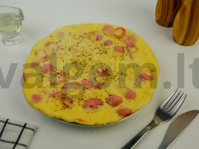 Omletas su dešra pagrindine nuotrauka