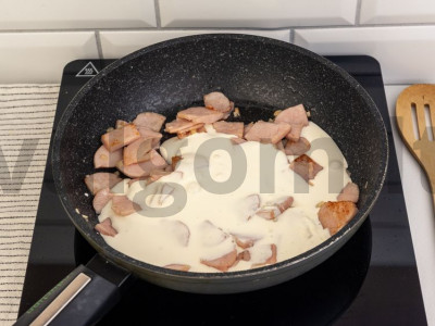 Carbonara su kumpiu ir grietinėle Žingsnis 5