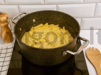 Jūrinių lydekų žuvies sriuba su pomidorų pasta Žingsnis 7