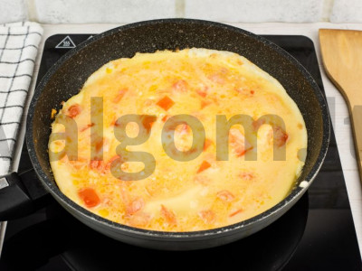 Pomidorų omletas Žingsnis 6