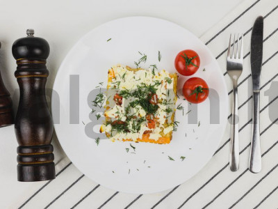 Omletas su Adygėjos sūriu ir lengvai sūdyta lašiša Žingsnis 9