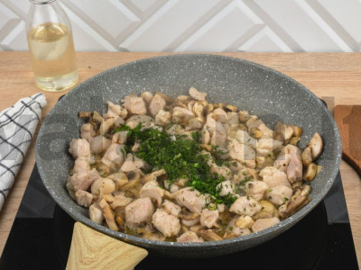 Vištienos ir grybų štrudelis Žingsnis 7