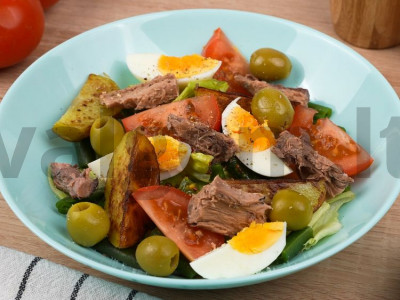 Salade Nicoise pagrindine nuotrauka