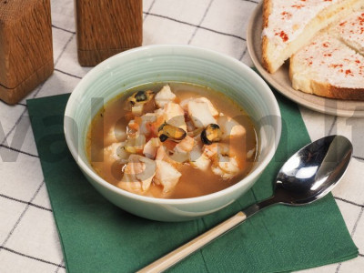 "Jūros gėrybių bouillabaisse. pagrindine nuotrauka