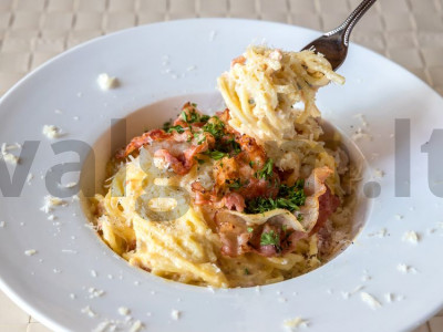 Klasikinis makaronų carbonara receptas pagrindine nuotrauka