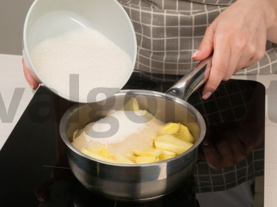 Imbierų uogienė Žingsnis 1