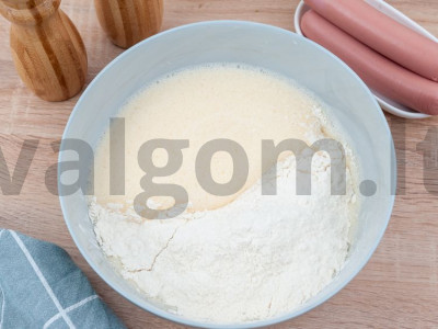 Dešrelės mielinėje tešloje Žingsnis 3