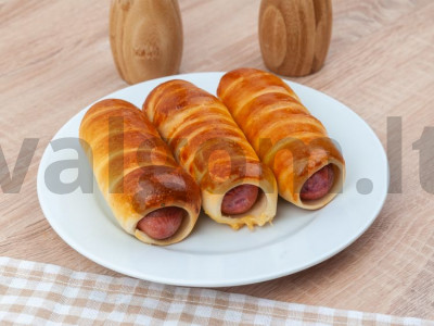Dešrelės mielinėje tešloje Žingsnis 8