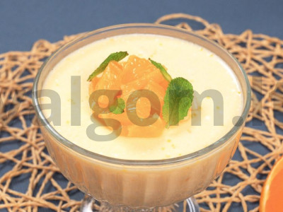 Dietinė panna cotta pagrindine nuotrauka