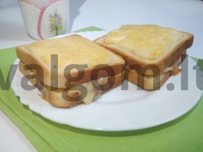 Paprastas croque-monsieur pagrindine nuotrauka