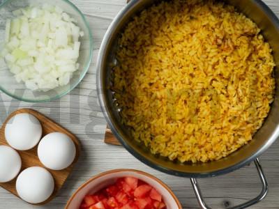 Kubietiški ryžiai - arroz a la cubana Žingsnis 1