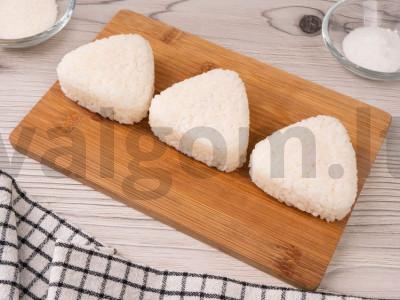 Sveiki onigiri su krevetėmis Žingsnis 4