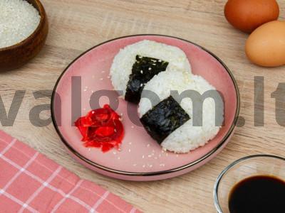 Onigiri su kiaušiniu pagrindine nuotrauka