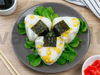 Onigiri su kukurūzais Žingsnis 4