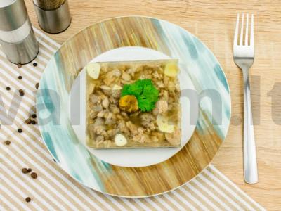 Naminiai kalakutų šlaunelių cholodetai Žingsnis 6