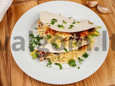 Vištienos ir pupelių taco pagrindine nuotrauka