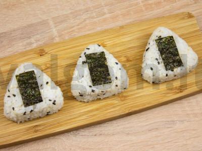 Onigiri su menke ir svogūnais Žingsnis 2