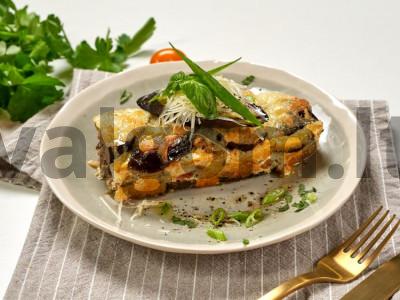 Moussaka su kiaušiniais pagrindine nuotrauka