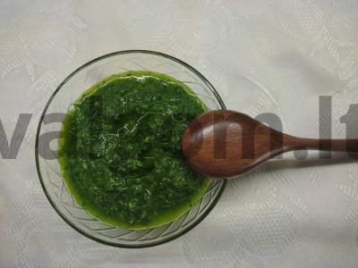 Klasikinė ispaniška salsa verde pagrindine nuotrauka