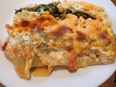 Cannelloni su špinatais ir įspūdingu sūriu pagrindine nuotrauka