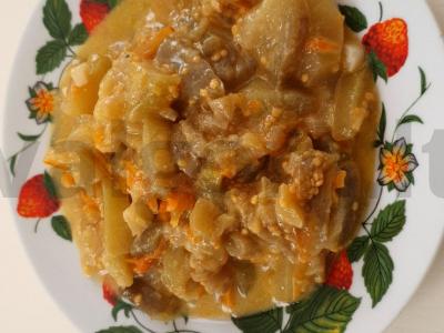 Baklažanai grietinėje pagrindine nuotrauka