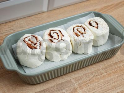 Cinnabons su cukraus pakaitalu ir kremu Žingsnis 3