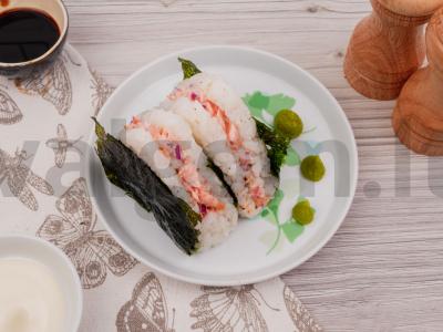 Onigiri su rūkyta rausvąja lašiša Žingsnis 8