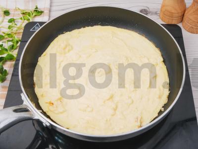 Omletas su lašiša ir varškės sūriu Žingsnis 2