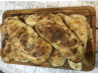 Mielinis žuvies pyragas pagrindine nuotrauka