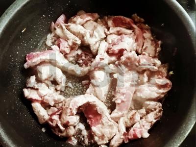 Kepta jautiena su barbekiu padažu Žingsnis 4
