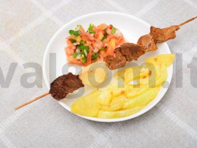 Salsa pico de gallo su moliūgais ir mėsa ant iešmelių pagrindine nuotrauka