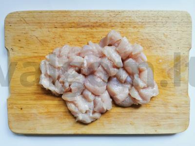 Aromatingas naminis fondiu su makaronais ir sultingais grybais Žingsnis 4