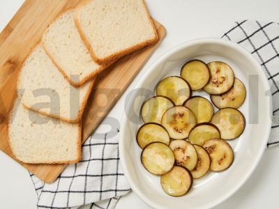 Baklažanų skrebučiai Žingsnis 1