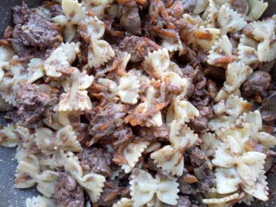 Aromatingi makaronai su kepenimis Žingsnis 2