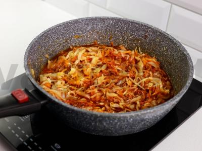 Kapustniakas su pomidorų pasta ir raugintais kopūstais Žingsnis 6