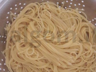 Visada skanūs makaronai carbonara Žingsnis 1