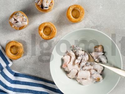 Sluoksniuoti vol-au-vents su jūros gėrybėmis Žingsnis 3