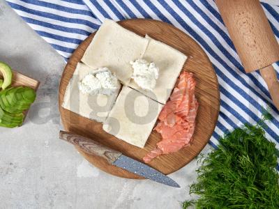 Avokadų ir žuvies suktinukai Žingsnis 1