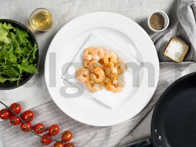Avokadų ir omarų salotos Žingsnis 1