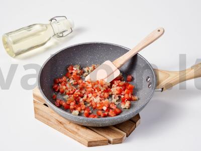 Bulguro puošimas pomidorais Žingsnis 2