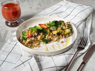 Bulgur su brokoliais pagrindine nuotrauka