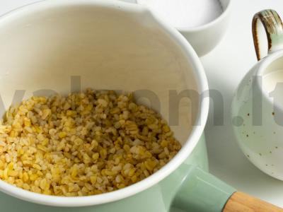 Bulgur su česnakiniu padažu Žingsnis 1