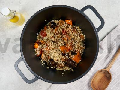Bulgur garnyras su paprikomis Žingsnis 2